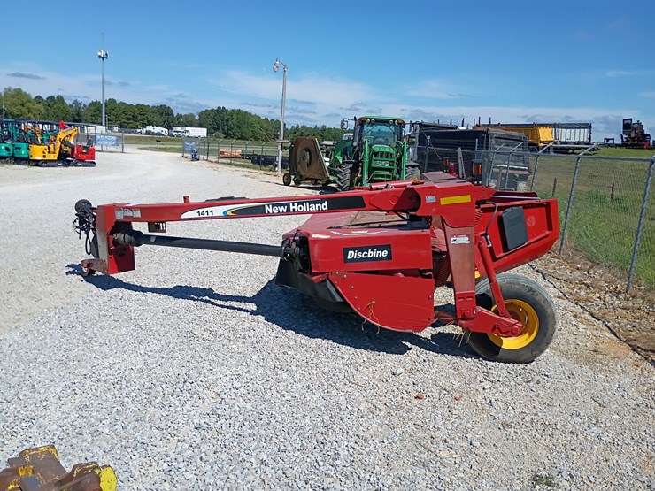 new-holland-1411-image-2
