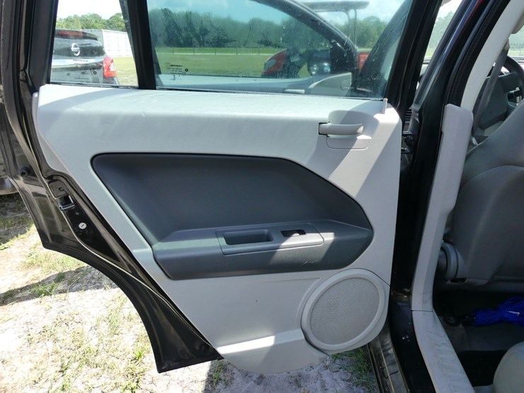 2007-dodge-journey-image-11