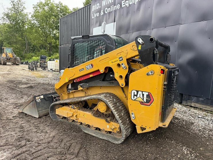 caterpillar-265-image-2