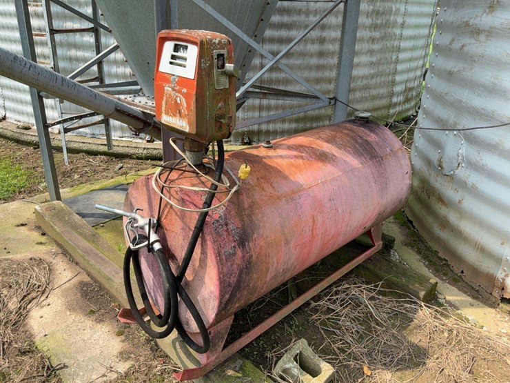 fuel-tank-on-skids-with-pump.-#259-image-1