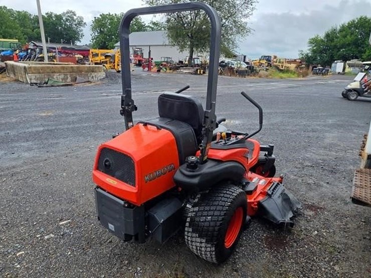 kubota-zd326s-image-4