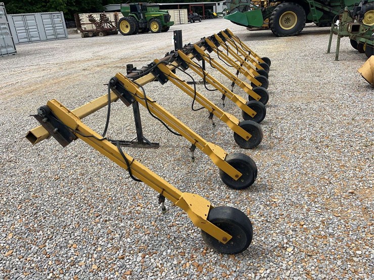 8-row-layby-rig-image-4