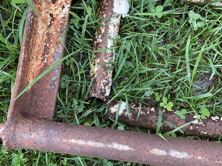 2--10ft-steel-cattle-gates-with-hinges-image-5