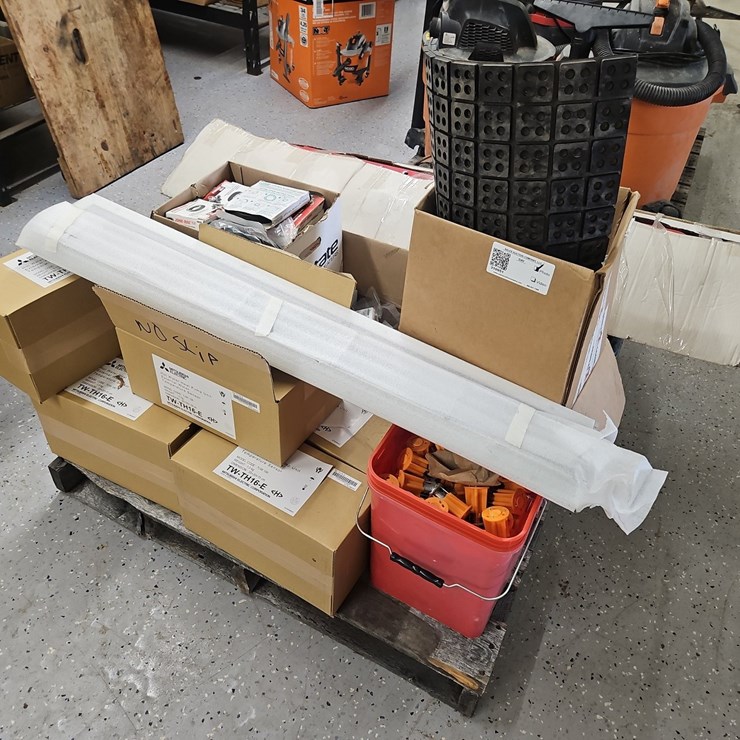 QUANTITY OF ASSORTED SUPPLIES