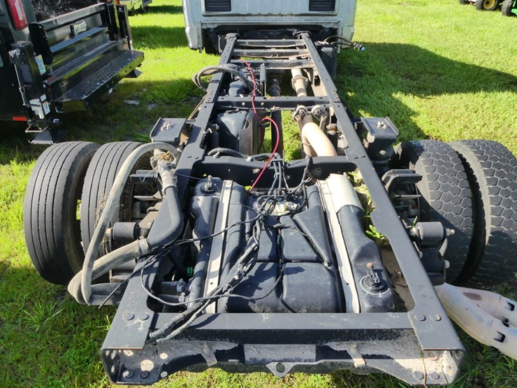 2017-ford-f450-xlt-image-7