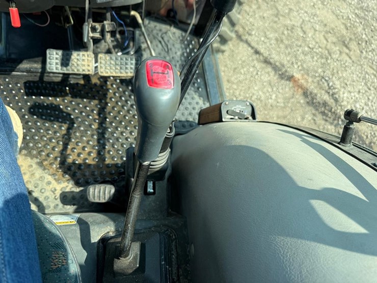 tym-t5545tusm-tractor-with-loader-image-29