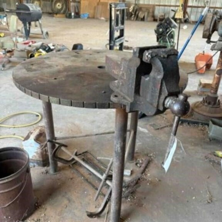 40" D Steel Shop Table W/Vice