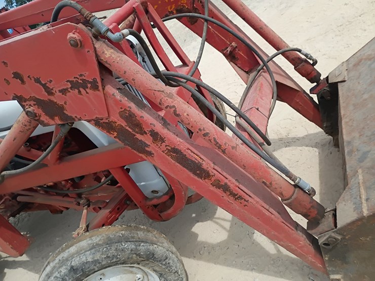 ford-tractor-image-39