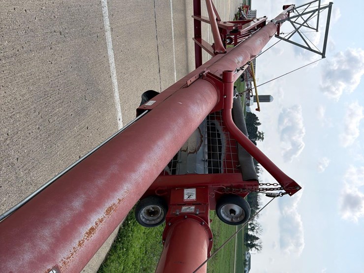 2011-sudenga-10”-x-71ft-grain-auger-image-17