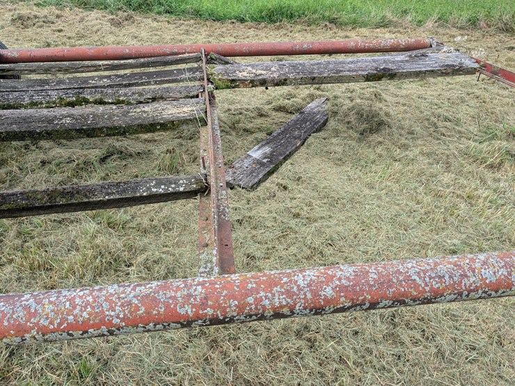 danahue-928-s-planter-trailer-image-24