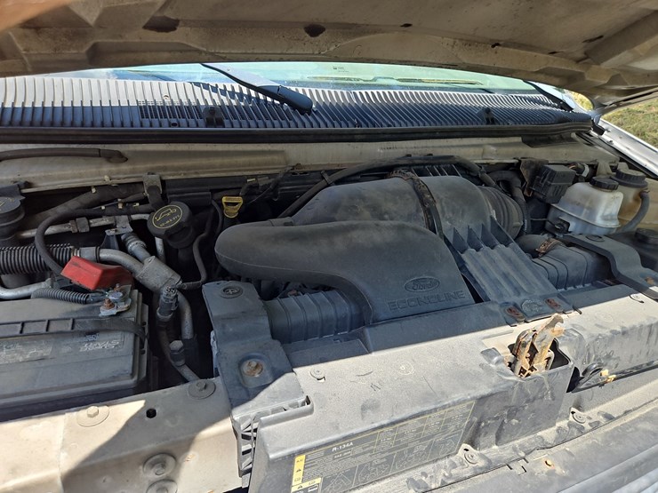 2007-ford-e350-image-11
