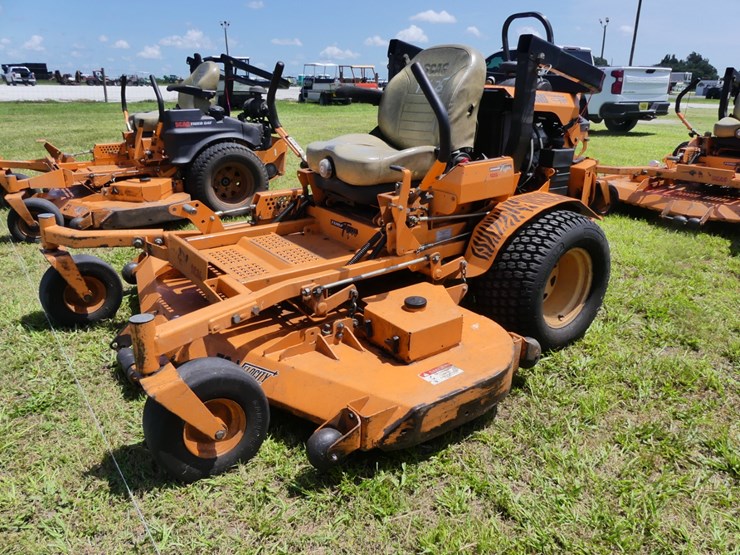 2013-scag-turf-tiger-lawn-mower-image-1