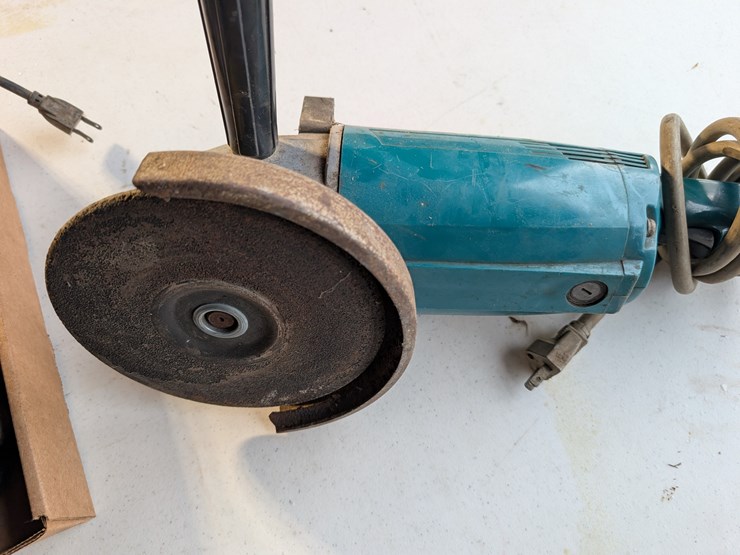 corded-power-tools.-#221-image-3