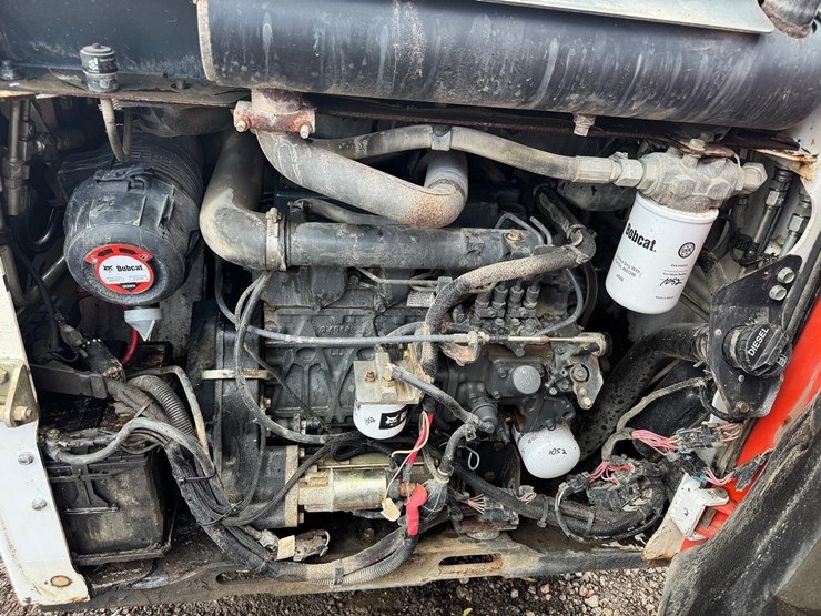 bobcat-t110-image-17