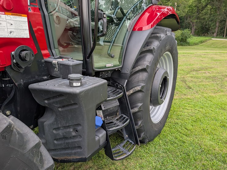 2014-case-ih-maxxum-125-image-31