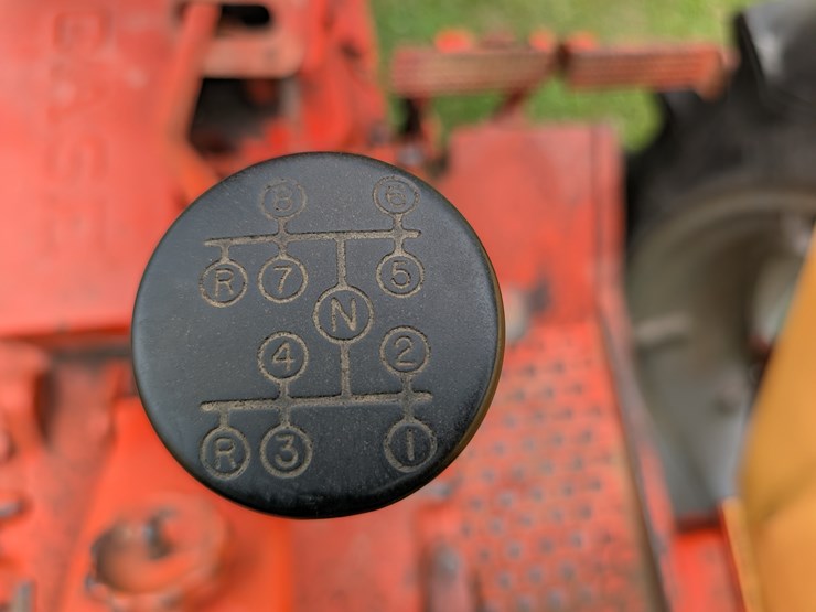 case-730-tractor-image-82