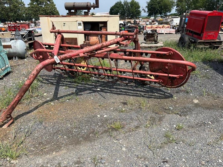 massey-ferguson-37-image-2