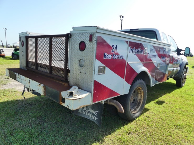 2005-ford-f550-xl-image-3