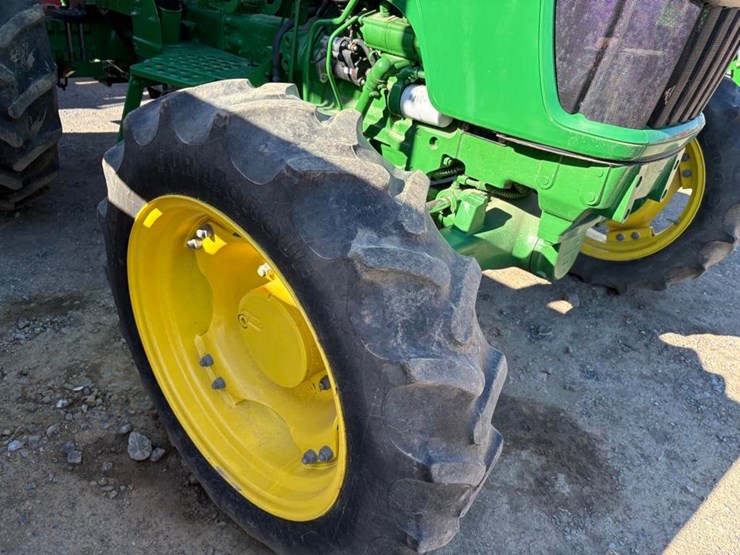john-deere-5045e-image-6