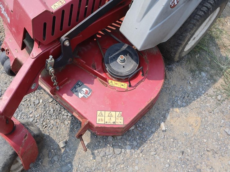 exmark-staris-61in-stand-on-mower-image-12