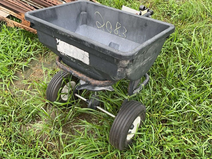 pull-type-40lb-lawn-spreader-image-4