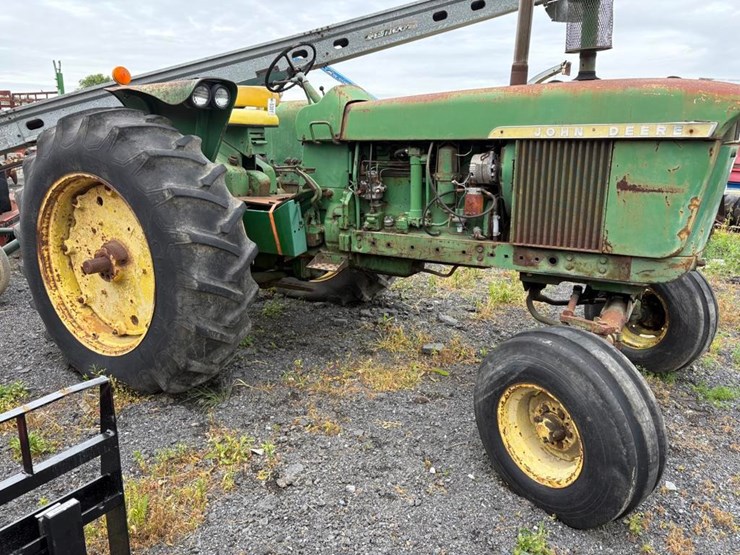 john-deere-4010-image-1
