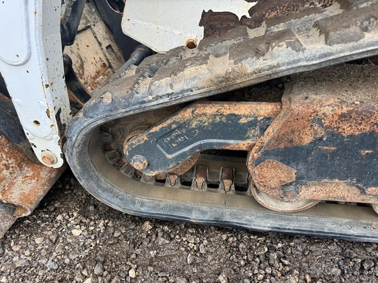 bobcat-t110-image-14