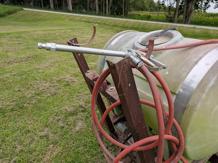pull-type-120-gallon-sprayer-image-10