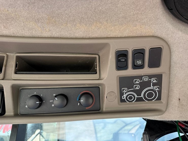 case-ih-vestrum-100-image-26