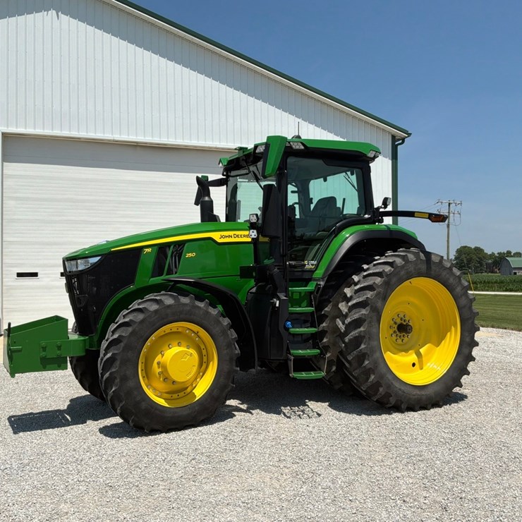 JOHN DEERE 7R 250