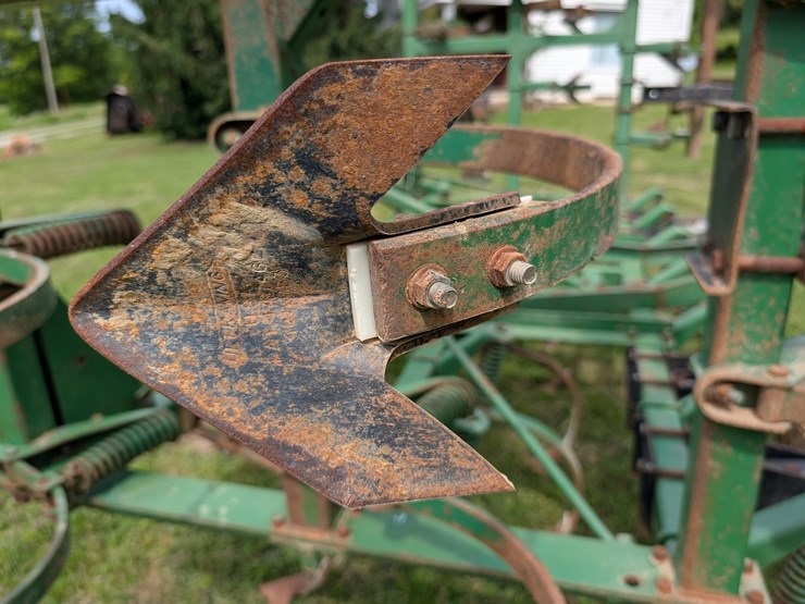 john-deere-1010-image-19