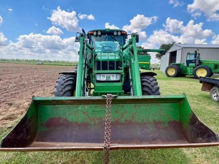 2013-john-deere-7330-image-12