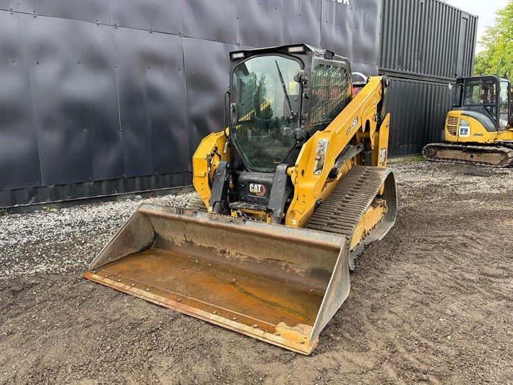 caterpillar-265-image-8