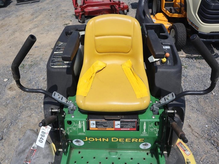 2016-john-deere-z245-image-15