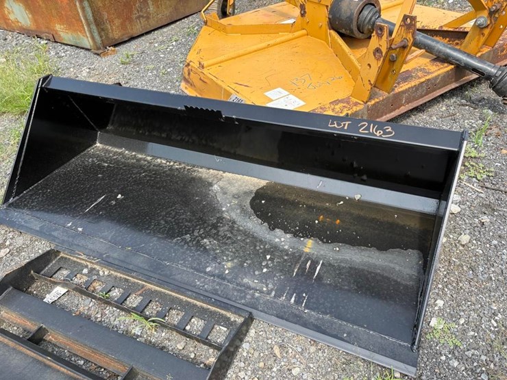 78in-bucket-image-2