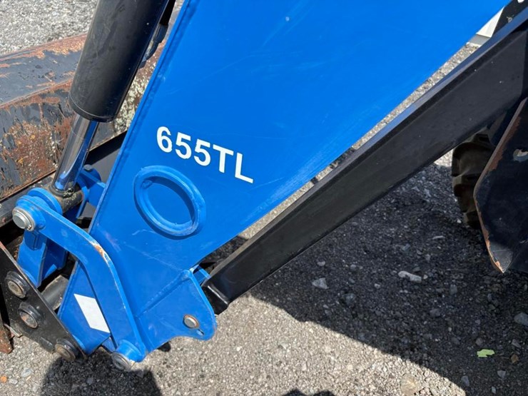 new-holland-t4.75-image-18