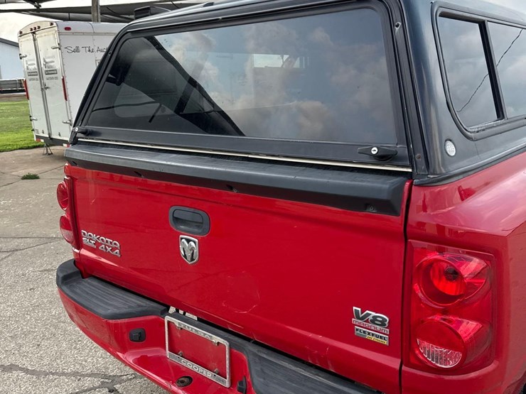 2008-dodge-dakota-image-21