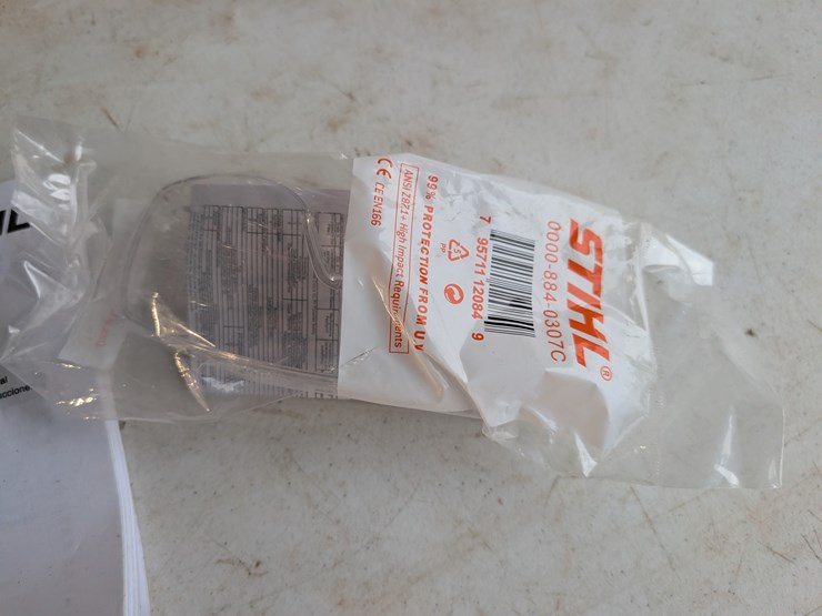 battery-powered-stihl-fsa57-weedeater-w/charger-&-two-batteries.-#256-image-15