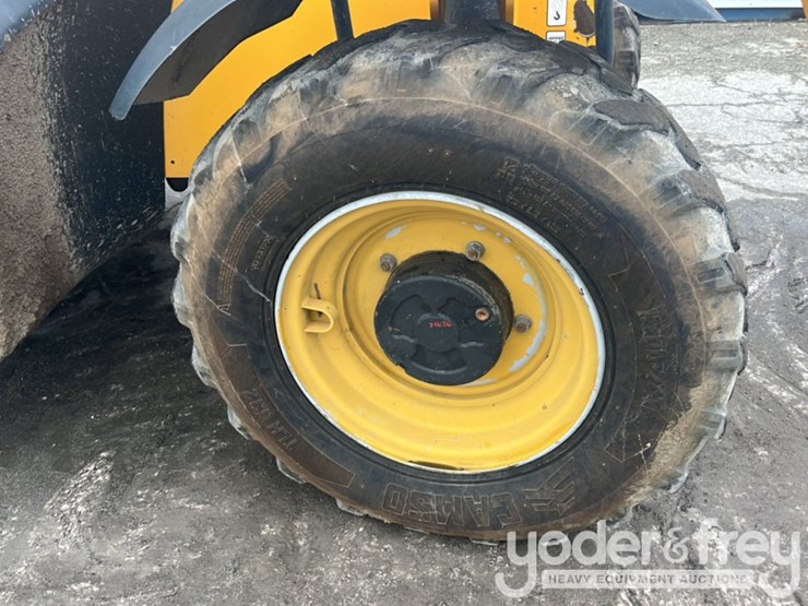 2014-jcb-509-42-image-8