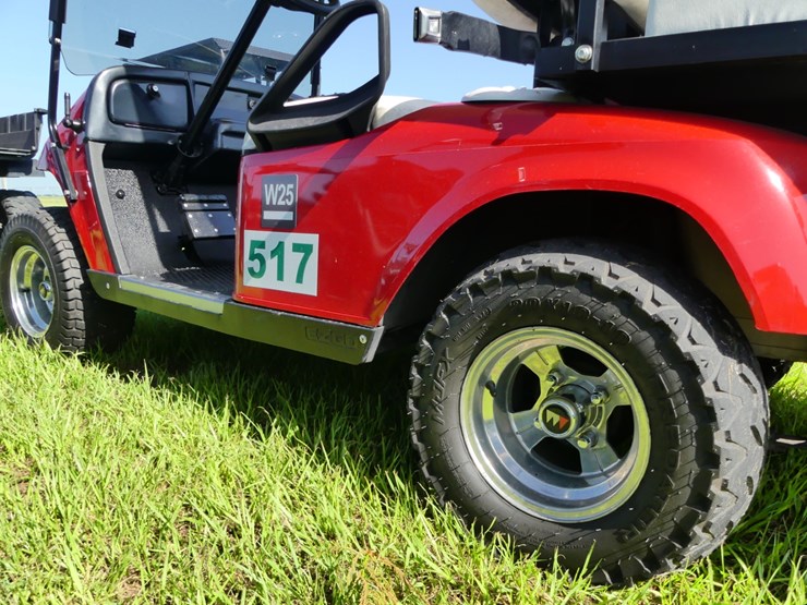 ez-go-golf-cart-image-5