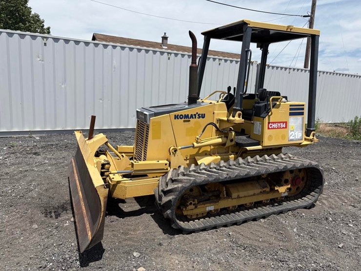 2012-komatsu-d21p-image-1