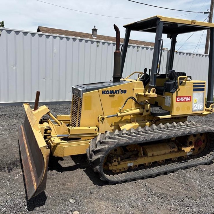 2012 KOMATSU D21P