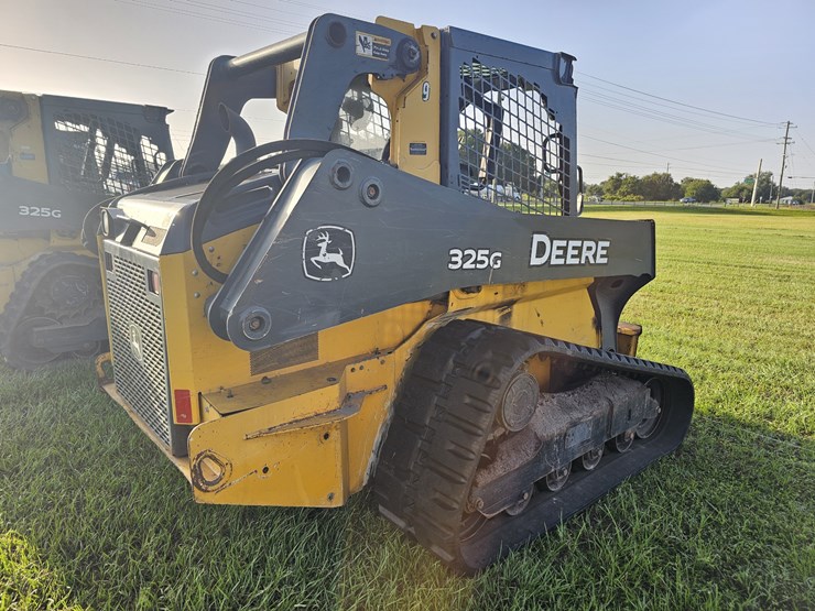 2018-deere-325g-image-4