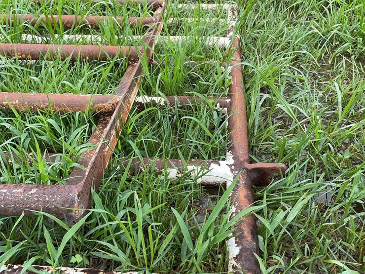 2--10ft-steel-cattle-gates-with-hinges-image-3