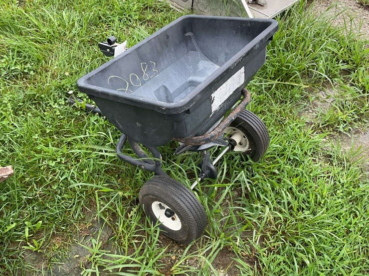 pull-type-40lb-lawn-spreader-image-3