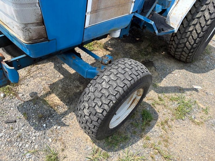 ford-1320-image-8