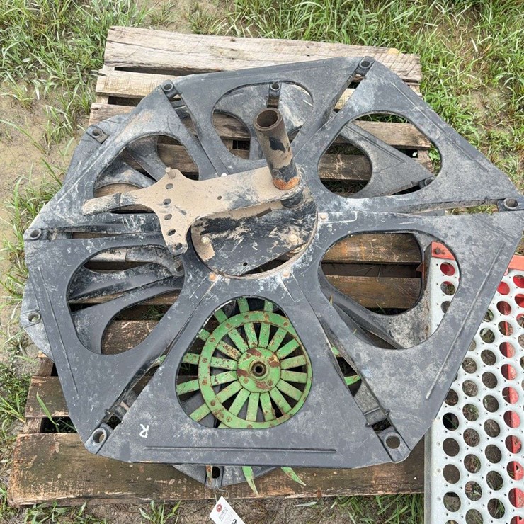 JOHN DEERE 2