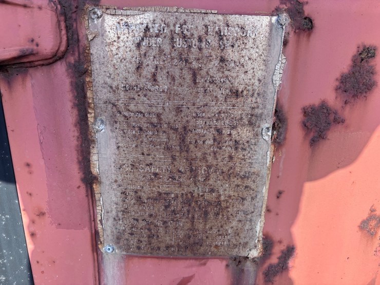 #1232-•-40ft-container-image-7