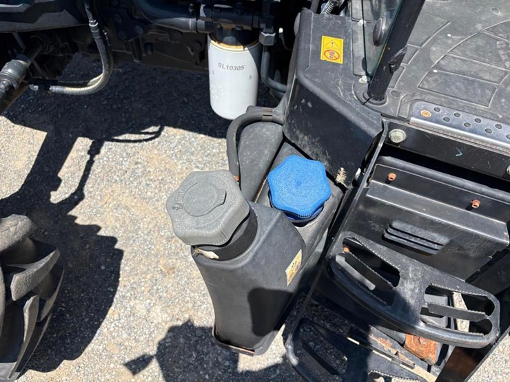 new-holland-workmaster-95-image-14