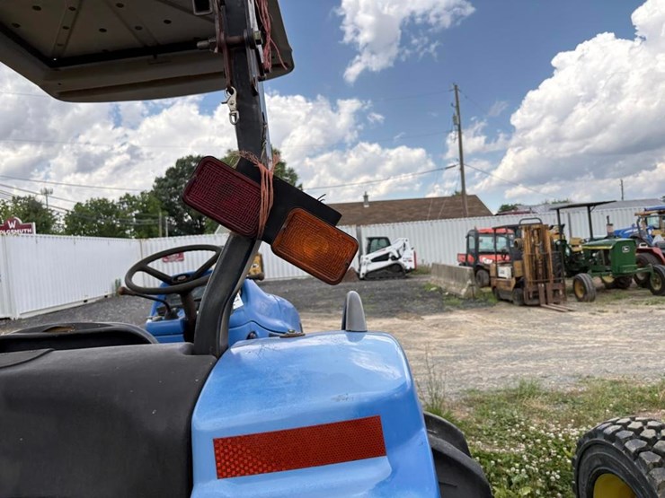 new-holland-tc40a-image-8